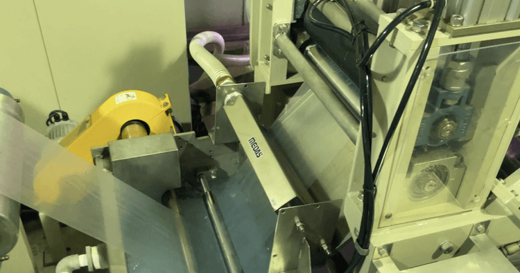 実際の機械がデザイン通りに動くまで試行錯誤する